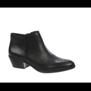 Sam Edelman Petty ankle bootie